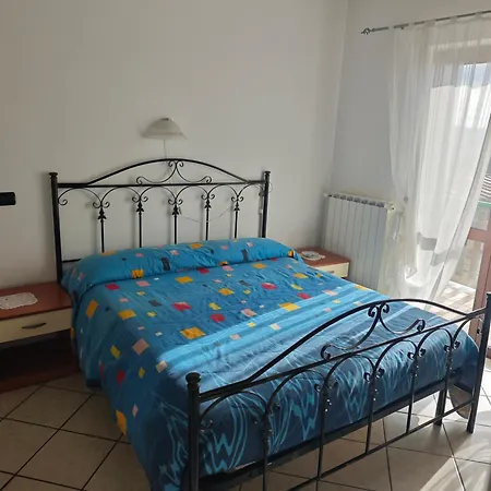 Castagna * Carlopoli