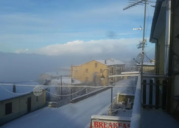 Castagna Bed & Breakfast *